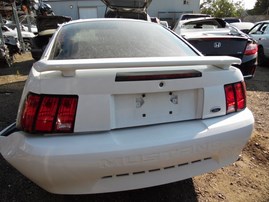2001 FORD MUSTANG CPE WHITE 3.8L AT F17007